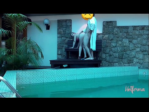 ❤️ O xefe invita a criada á piscina, pero non puido resistirse a un quente ☑ Sexo de calidade a nós gl.bladesoul.top ❤